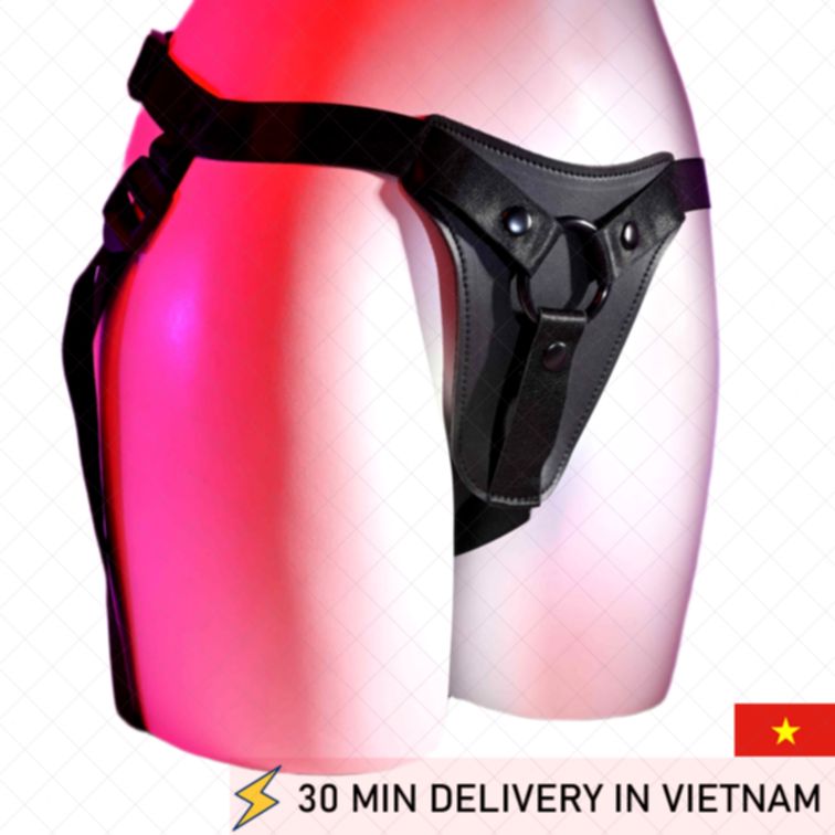 Strap on harness adjustable leather pleasure gear 
